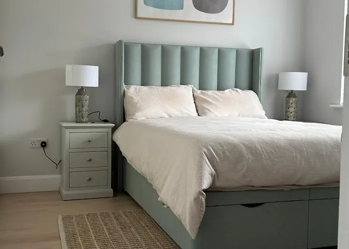 Accommodatie bij particulieren Double Bedroom With Private Bathroom Close To Center Cork