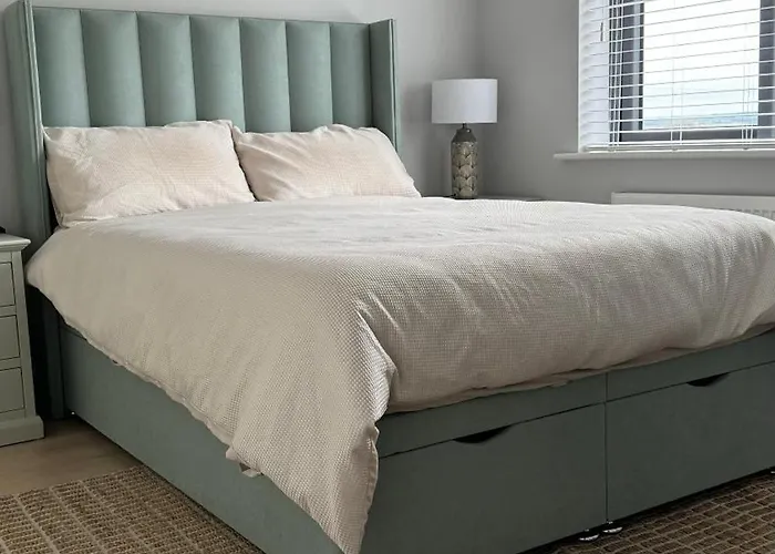 Accommodatie bij particulieren Double Bedroom With Private Bathroom Close To Center